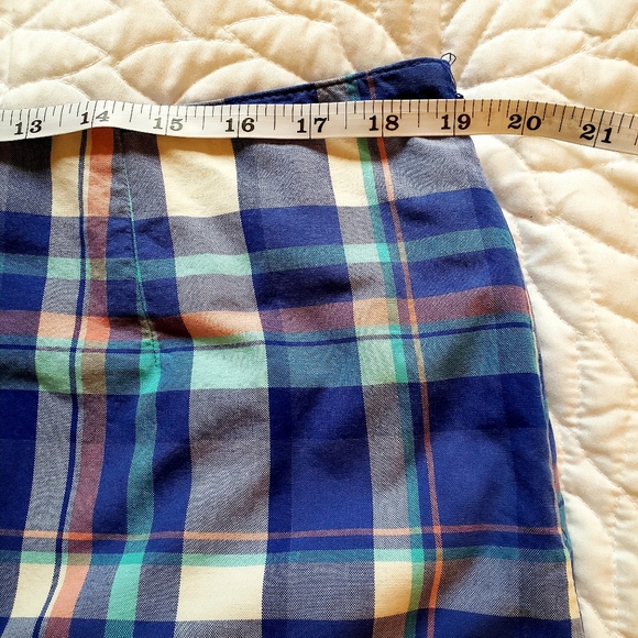 3/ $30 *18 Petite* L.L. Bean  Plaid Skirt - Picture 4 of 6